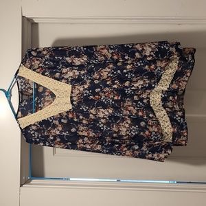 Women's about a girl navy floral top size Medium